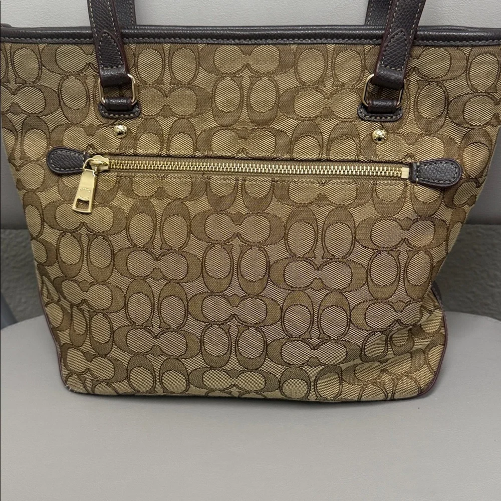 Coach elegant tote